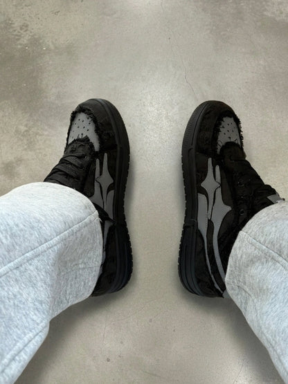 FaceronStudio - Sneakers Broken Negras