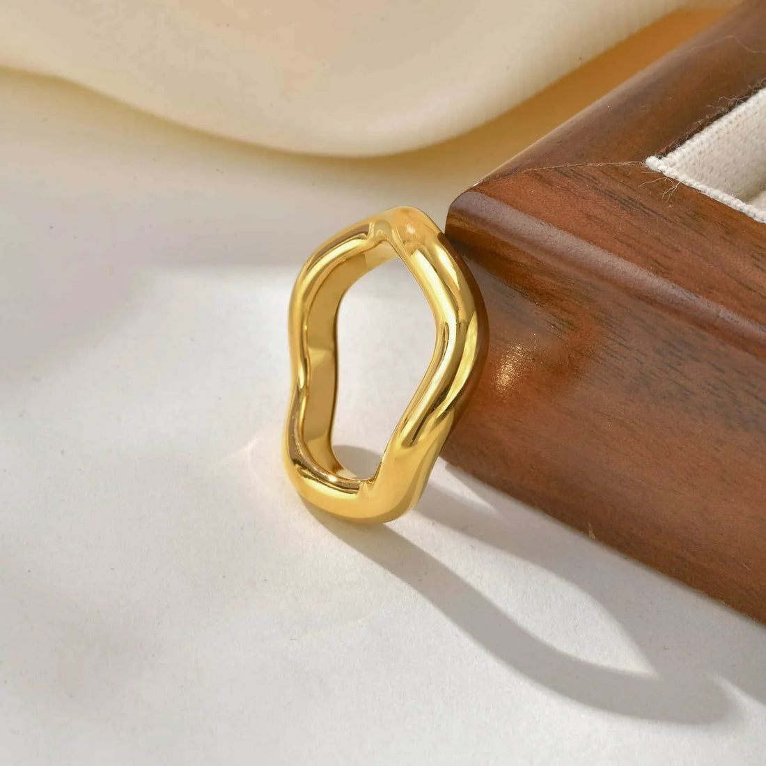Morella Anillo Onda