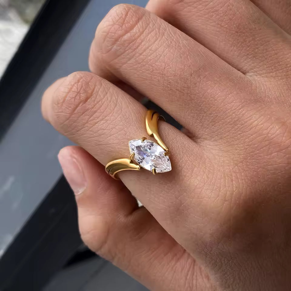 Broto Anillo Marquise