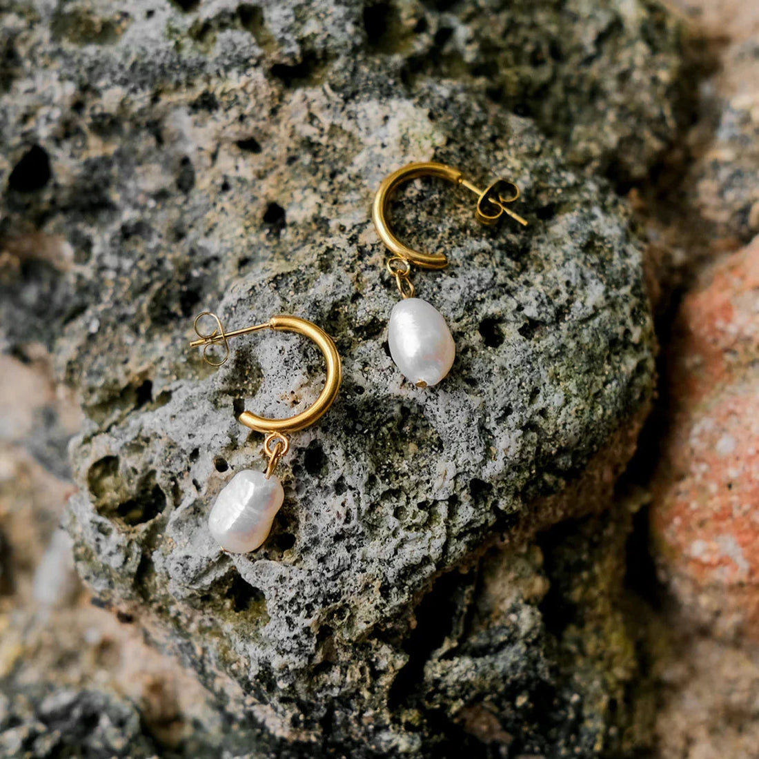 Yegen Pendientes de Perlas