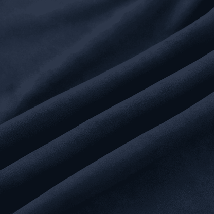 Tela azul suave con textura plisada, ideal para tapicería y manualidades.