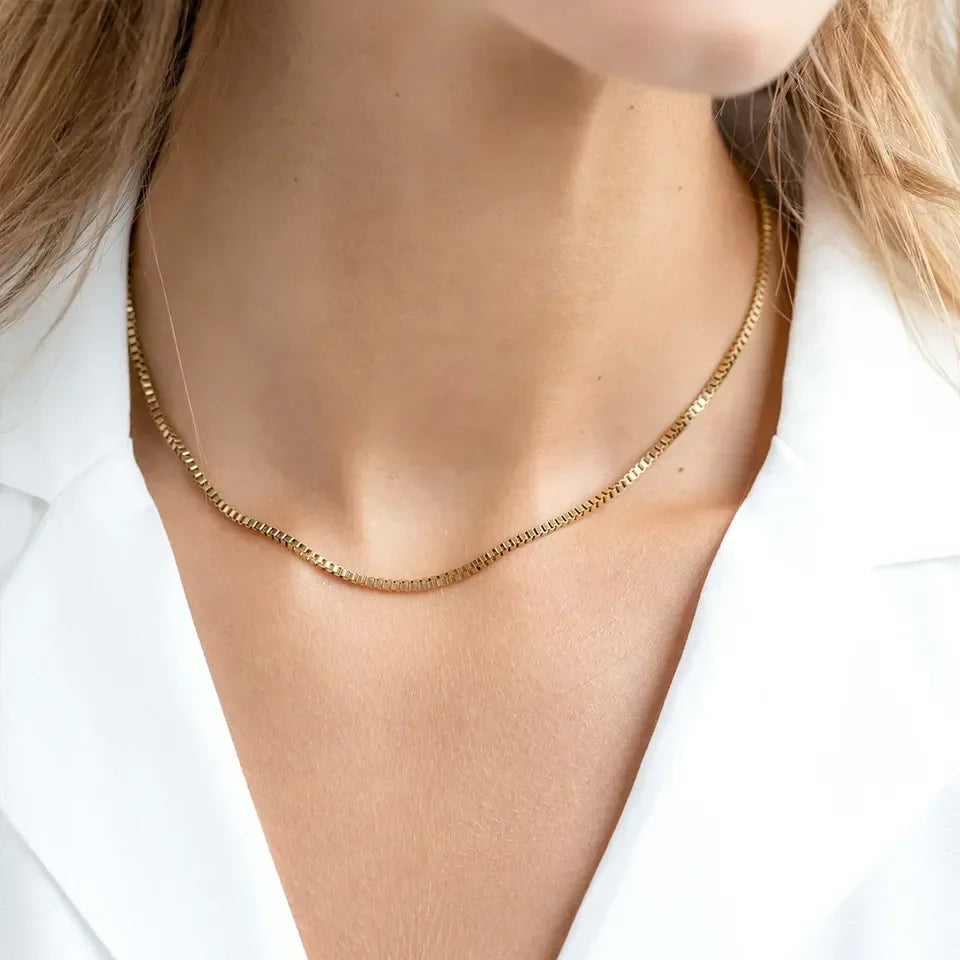 Anguiano Collar Esencial