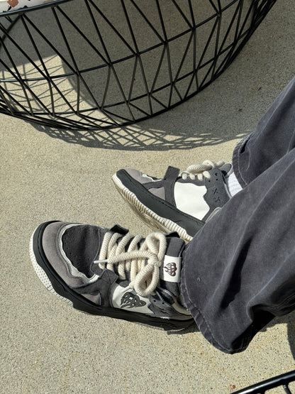 FaceronStudio - Sneakers Retro Heart