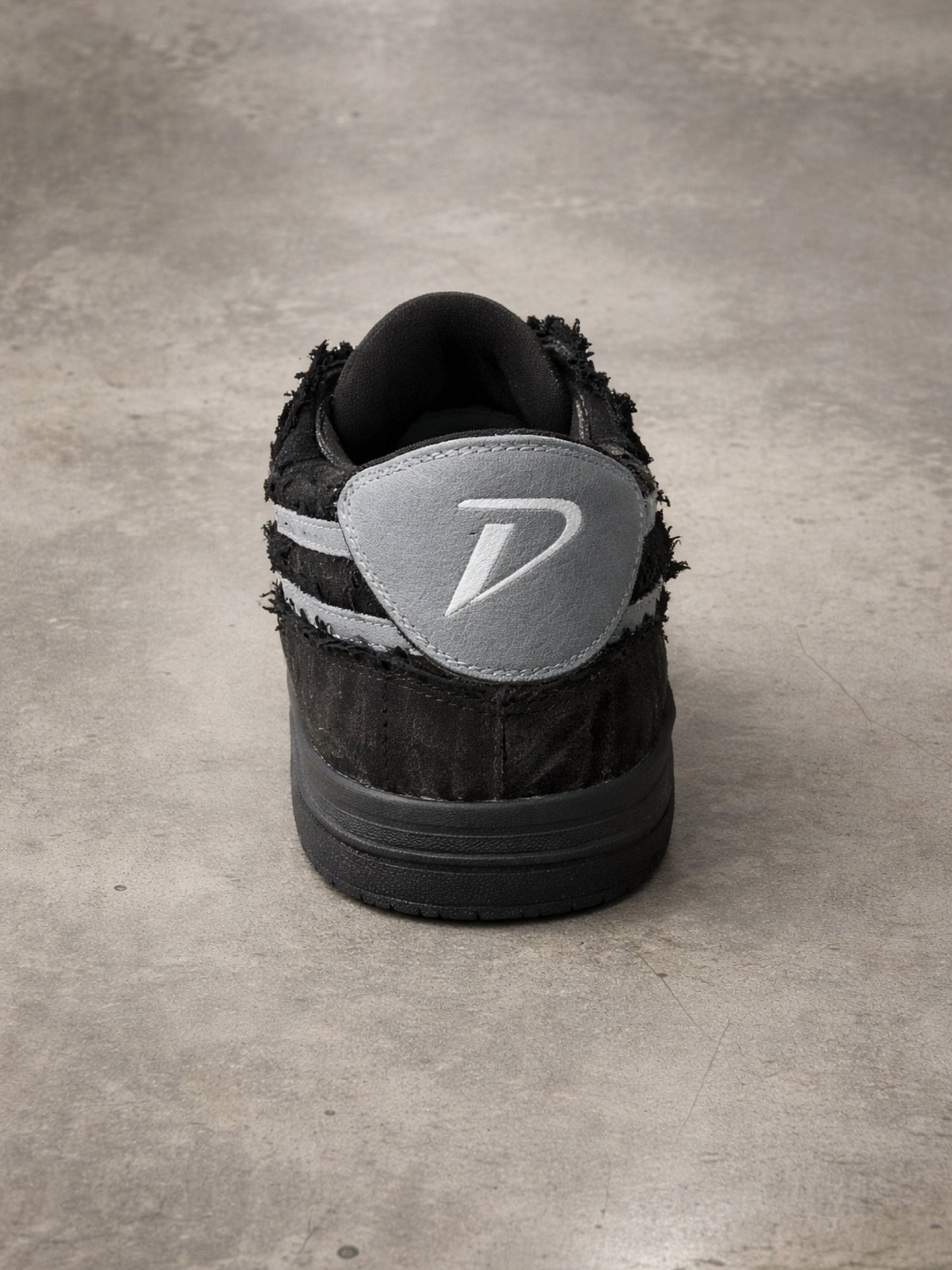 FaceronStudio - Sneakers Broken Negras