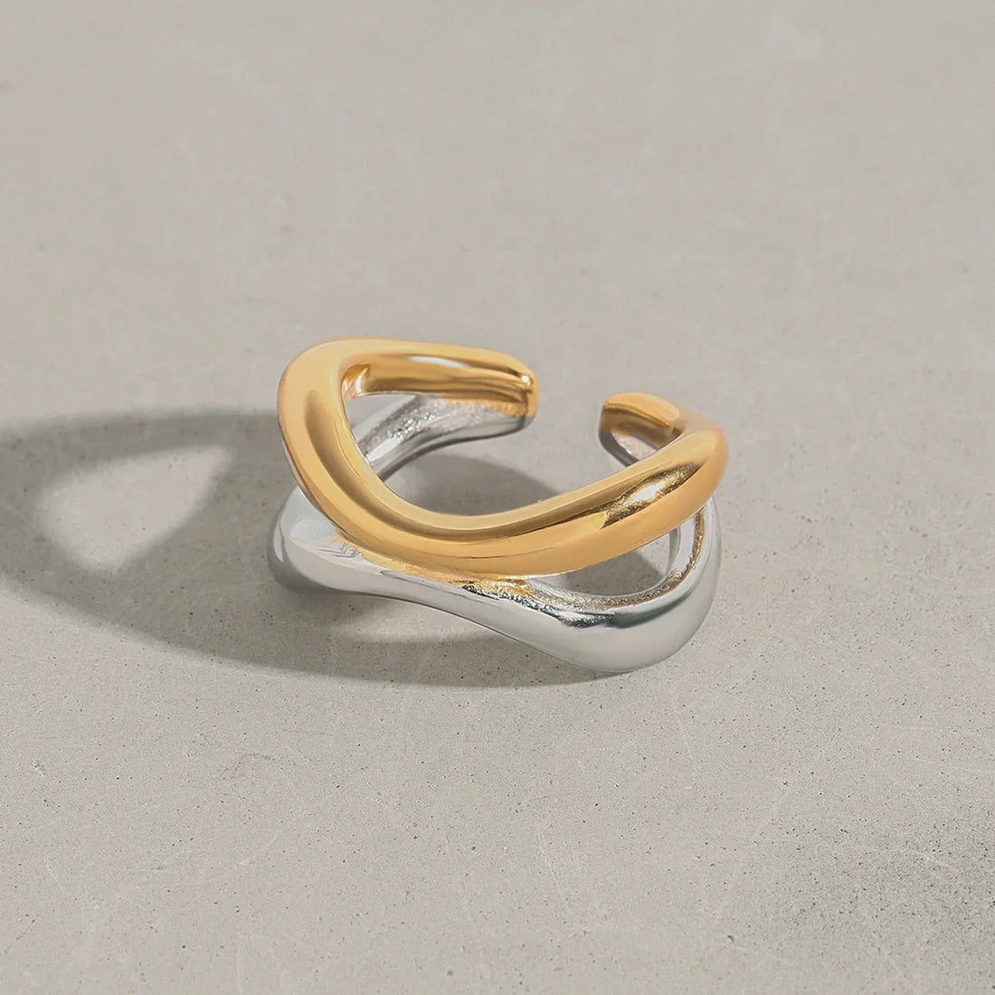 Mundaka Anillo Entrelazado