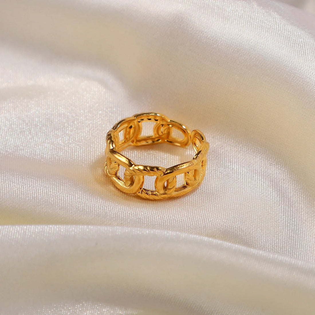 Periana Anillo Esencial
