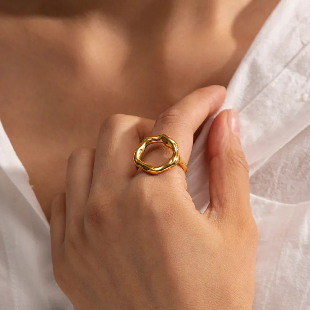 Buitrago Anillo Esencial