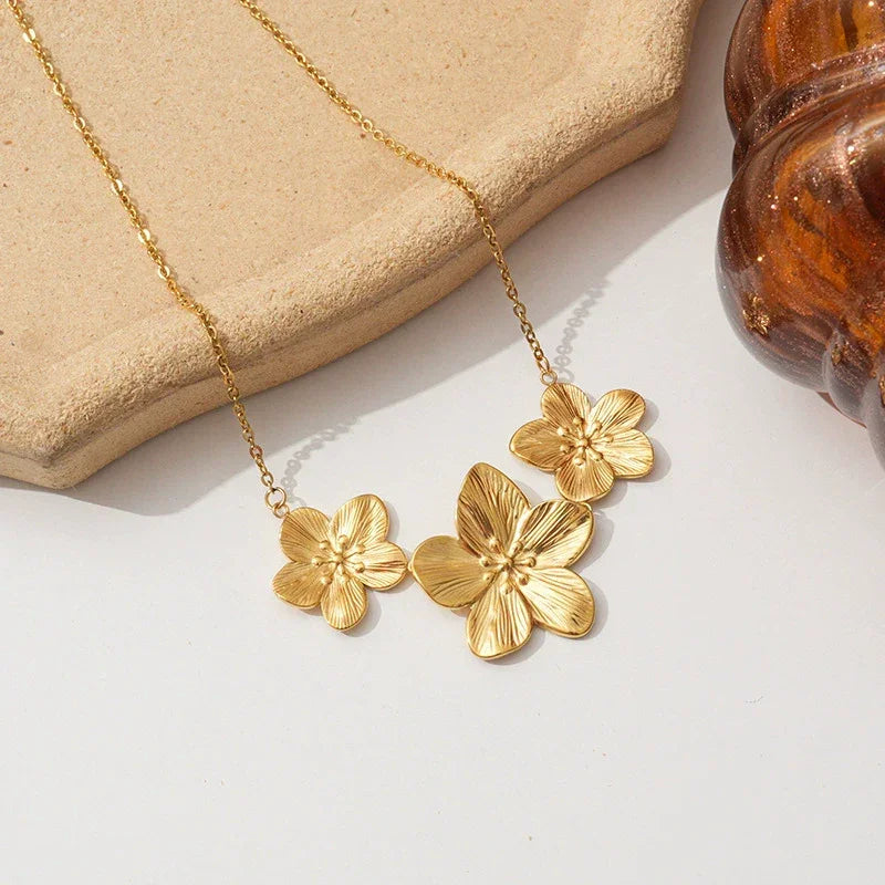 Carcabuey Collar Flor