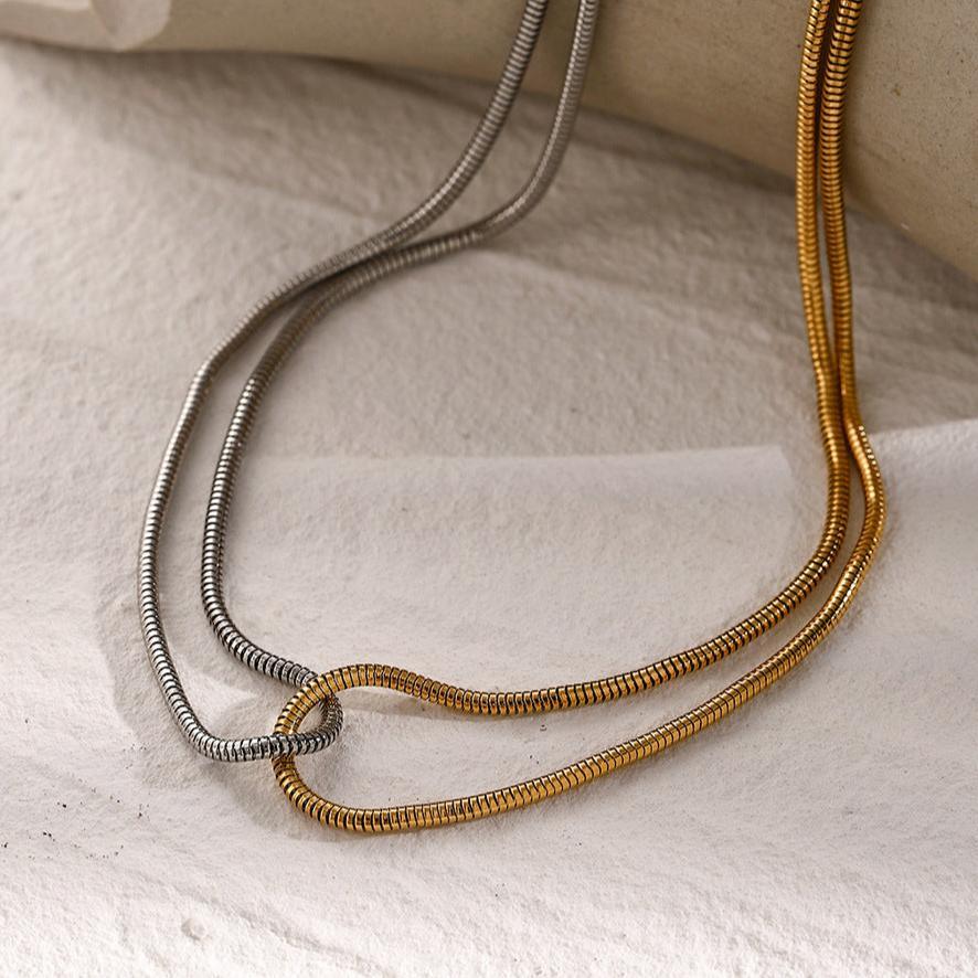 Estepona Collar Esencial