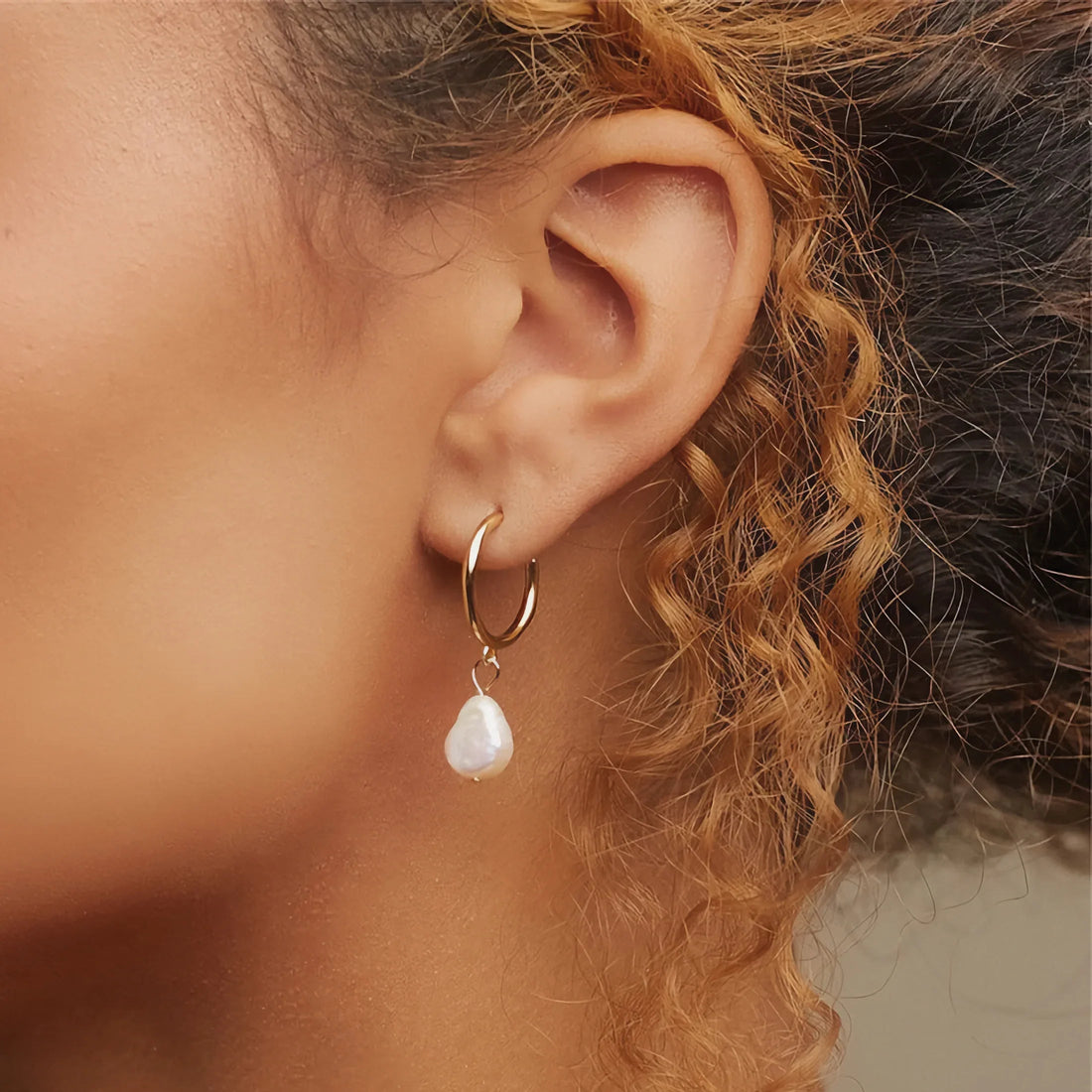 Yegen Pendientes de Perlas