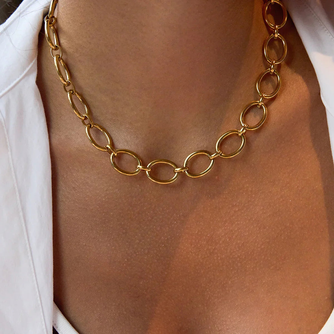 Montilla Collar Esencial