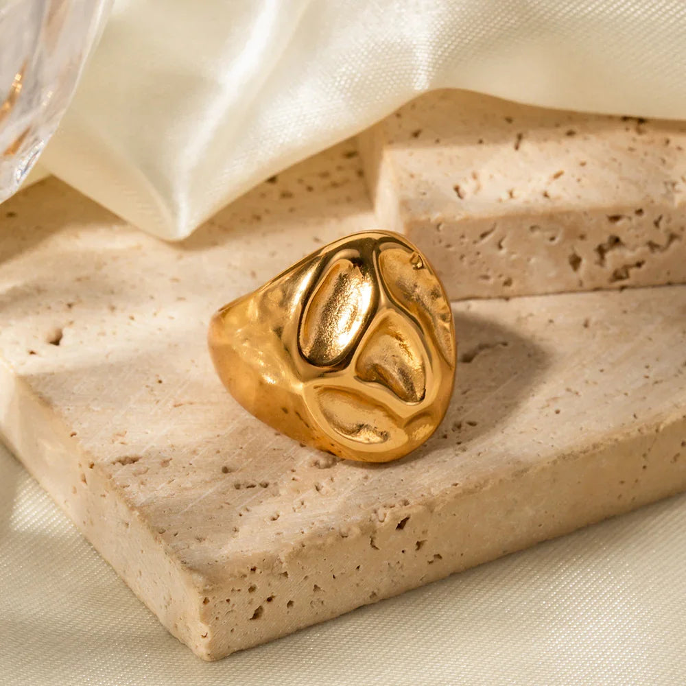 Luarca Anillo Esencial
