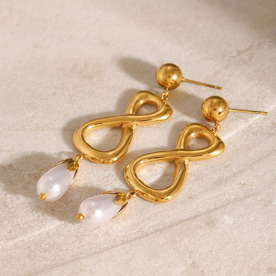 Portbou Pendientes de Perlas