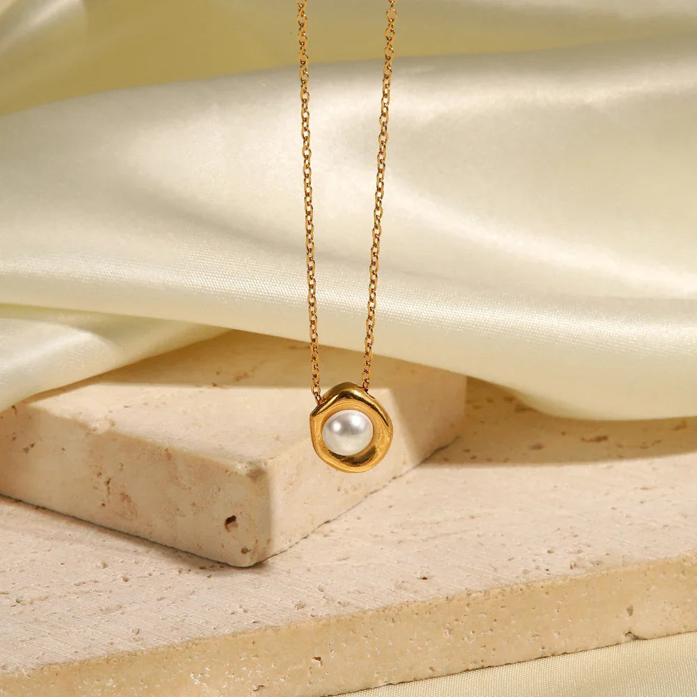 Vélez Collar de Perlas