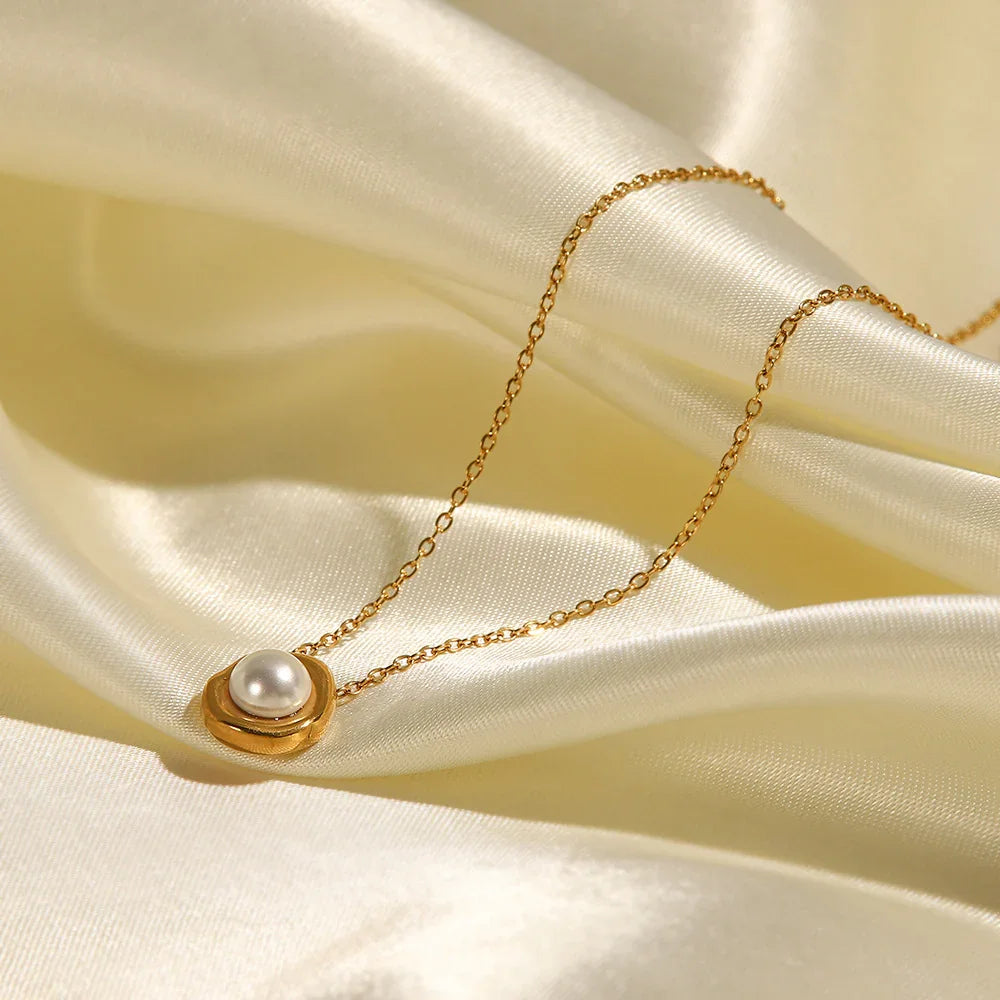 Vélez Collar de Perlas
