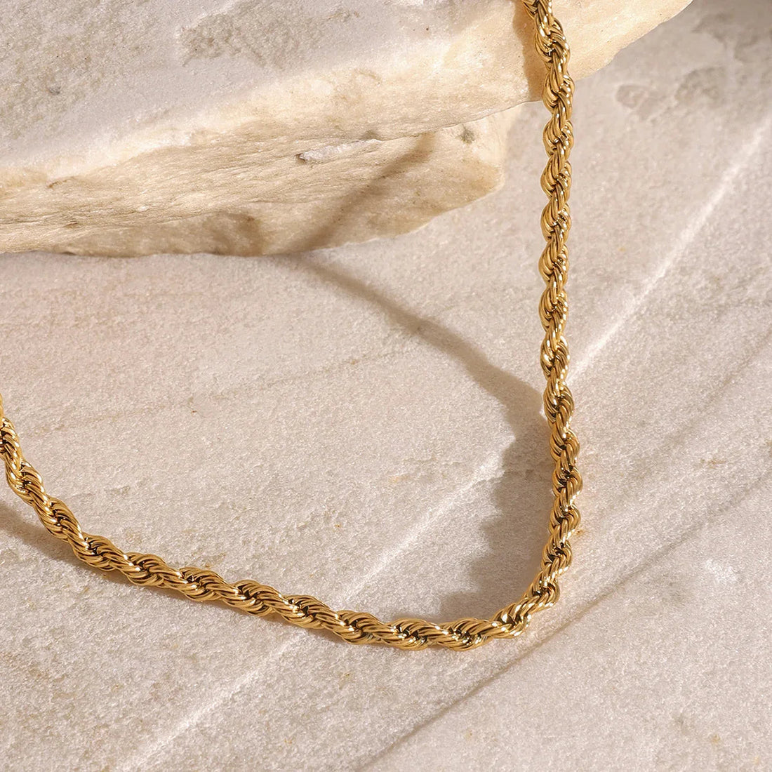 Sevilla Collar Esencial