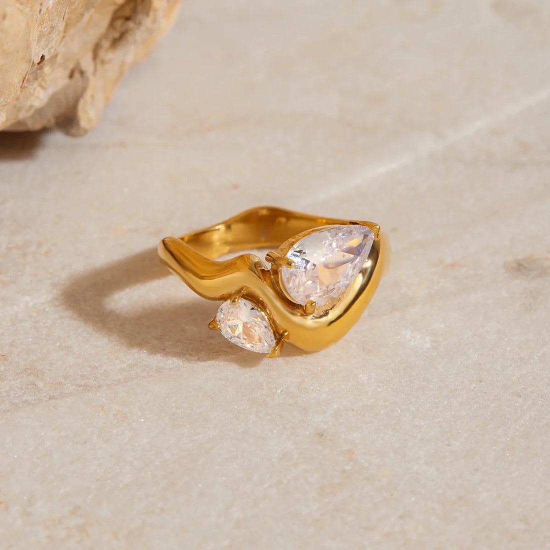 Nerja Anillo Lágrima