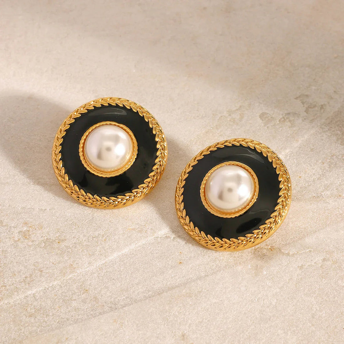 Cabra Pendientes de Perlas