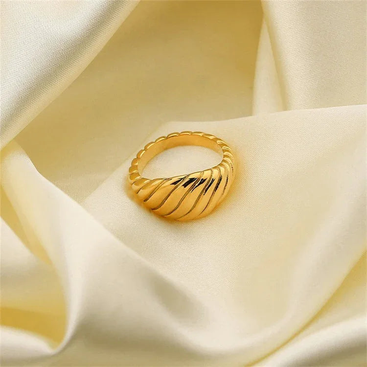 Marchena Anillo Croissant