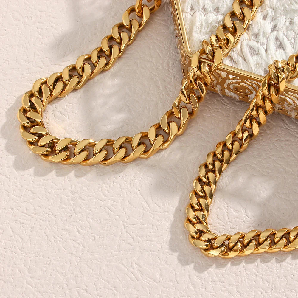 Aracena Collar Esencial
