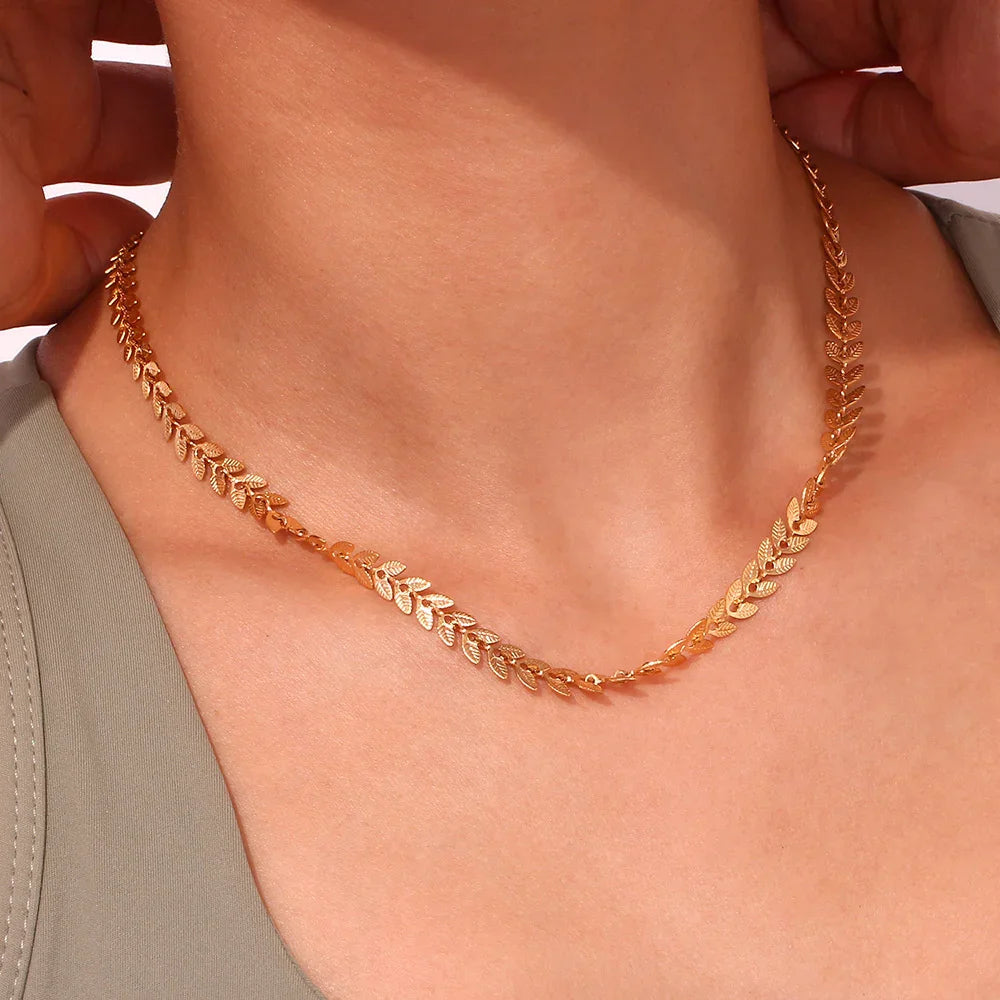 Logroño Collar Esencial