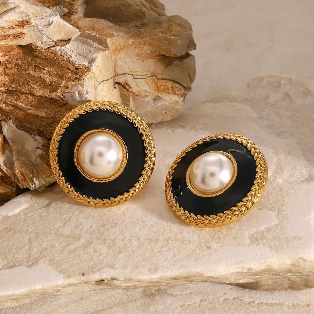 Cabra Pendientes de Perlas