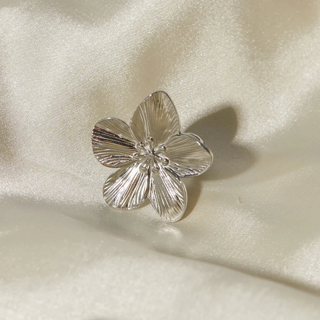 Brihuega Anillo Pétalo