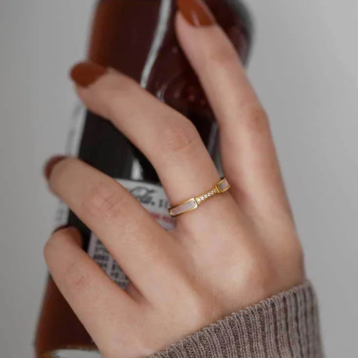 Cáceres Anillo de Circonitas