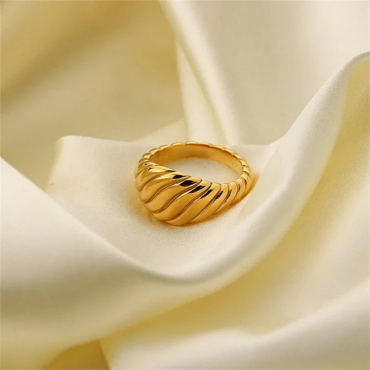 Marchena Anillo Croissant