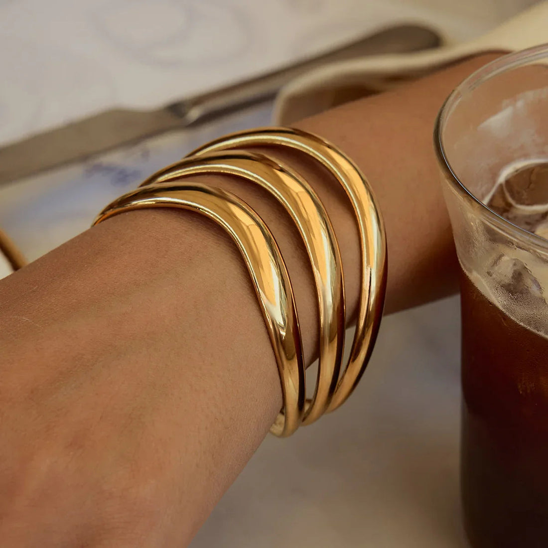 Covarrubias Brazalete Apilable