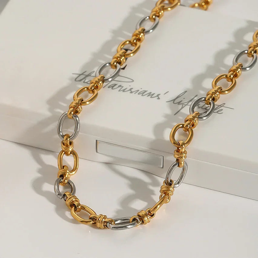 Mijas Collar Esencial