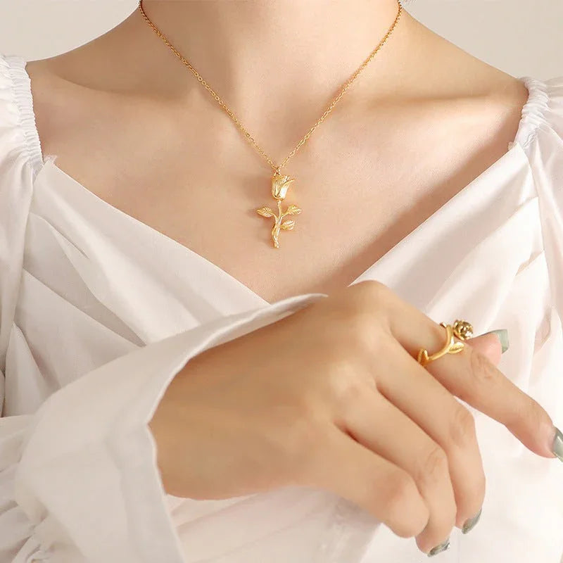 Altea Collar Esencial