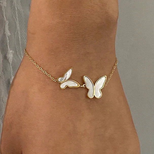 León Pulsera de Perlas