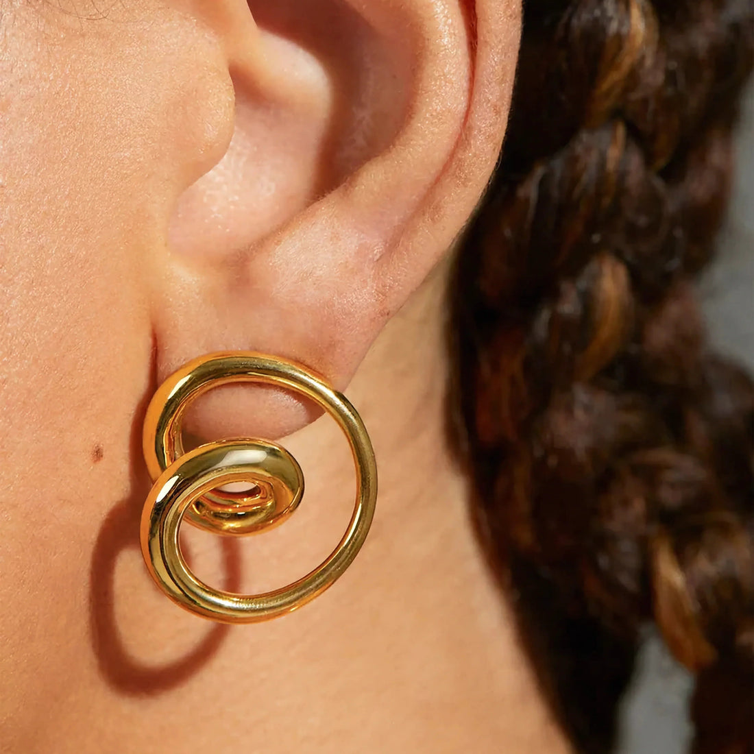 León Pendientes Torsal