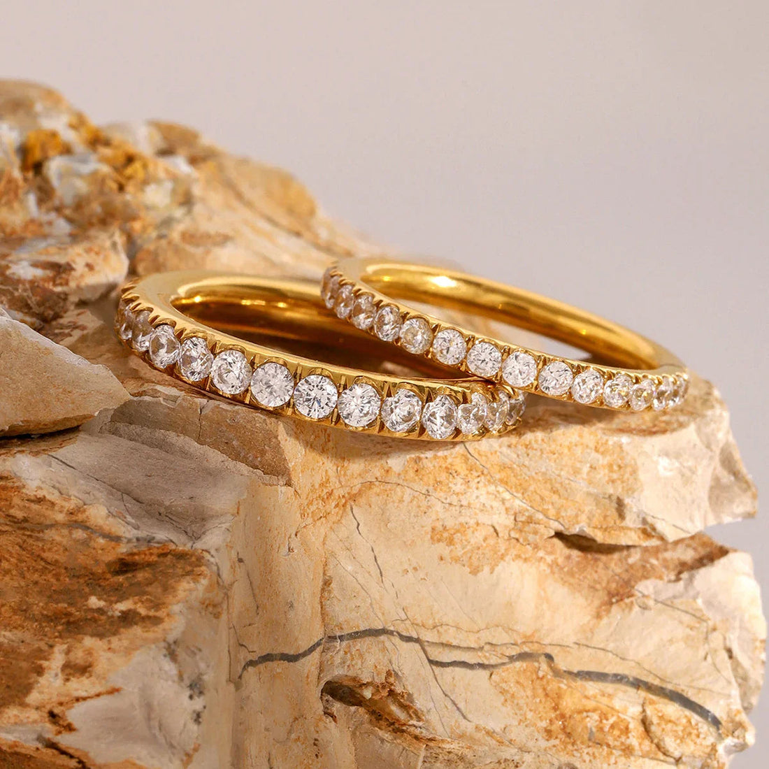 Zuheros Anillo de Circonitas