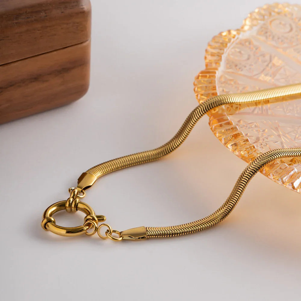 Aroche Collar Esencial