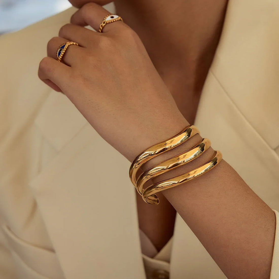 Covarrubias Brazalete Apilable