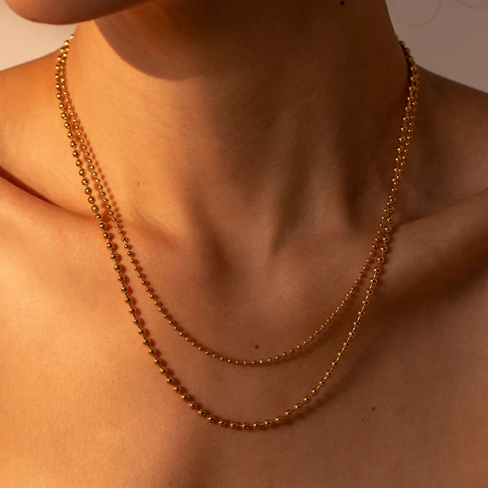 Cabra Collar de Bolas