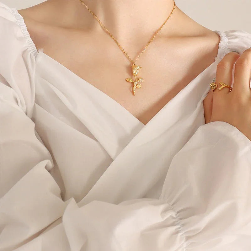 Altea Collar Esencial