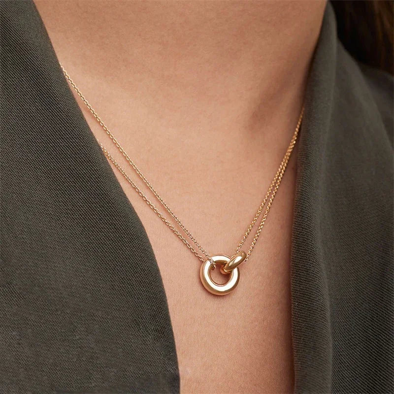 Ronda Collar Esencial