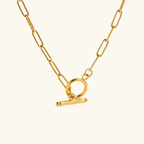 Lucena Collar Esencial