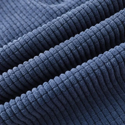 primer plano de tejido acanalado azul, textura suave y patrón de líneas paralelas